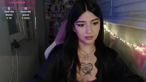 miiiiiiaaaa online show from 09.15.25