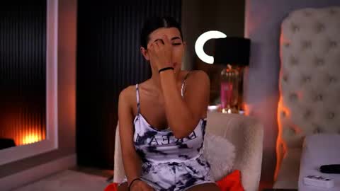 Snapshot of latinaloco chatting on 07.19.26 Latina online show from 07.19.26