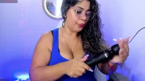 latinamav22 online show from 06.19.26