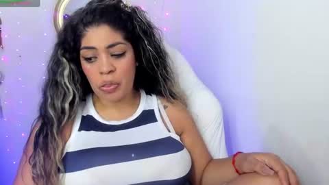 latinamav22 online show from 07.25.26