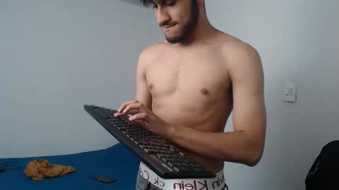 camilo online show from 12.22.24