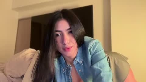 Hi -  online show from 05.15.26