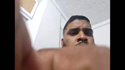 Snapshot of latinhot202423 chatting on 01.25.25 blackBear online show from 01.25.25