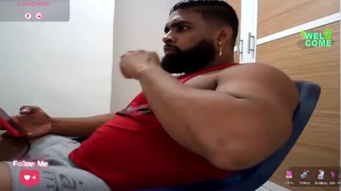 Snapshot of latinhot202423 chatting on 02.01.25 blackBear online show from 02.01.25