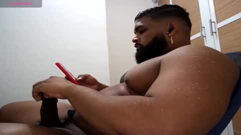 Snapshot of latinhot202423 chatting on 03.03.25 blackBear online show from 03.03.25