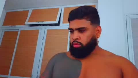 Snapshot of latinhot202423 chatting on 10.14.25 blackBear online show from 10.14.25