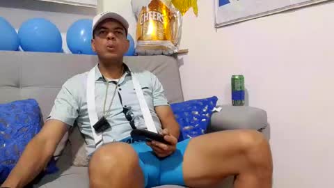 Snapshot of latinmartin254 chatting on 09.23.25 latinmartin254 online show from 09.23.25