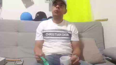 Snapshot of latinmartin254 chatting on 10.26.25 latinmartin254 online show from 10.26.25
