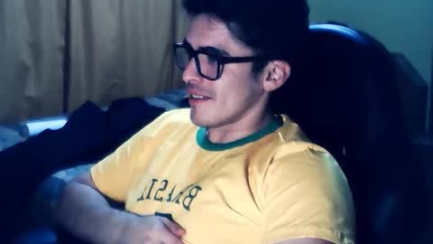 Snapshot of latinn_babe chatting on 09.24.25 latinn_babe online show from 09.24.25