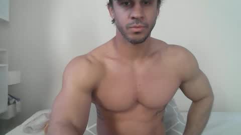 latino_rodri online show from 04.29.26