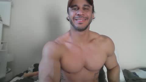 latino_rodri online show from 05.12.26