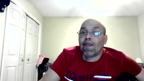 Snapshot of latinoinfla chatting on 03.08.26 latinoinfla online show from 03.08.26