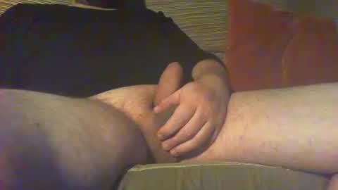 Snapshot of latinoloveboy chatting on 12.04.25 Lucas online show from 12.04.25