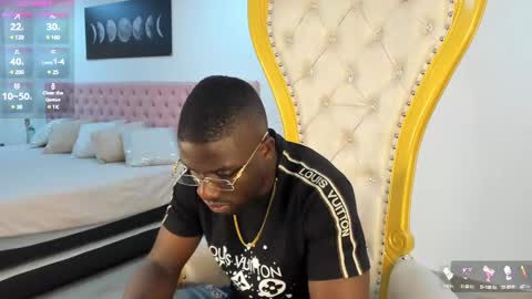 LEANDRO online show from 01.20.25