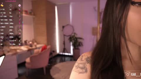 IG 1lau  1 X 1lau  1 online show from 09.27.25