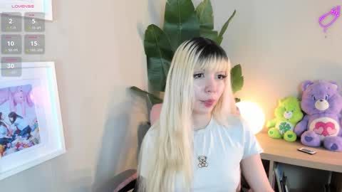 laukyubey1 online show from 12.01.25