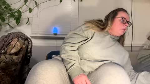 LauLauMa online show from 01.05.25