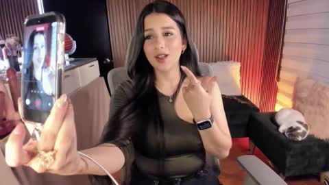 Snapshot of laura__cruz chatting on 03.08.26 laura cruz online show from 03.08.26