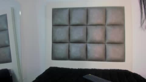 Snapshot of laura__js_ chatting on 09.20.25 laura__js_ online show from 09.20.25