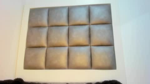 Snapshot of laura__js_ chatting on 10.17.25 laura__js_ online show from 10.17.25