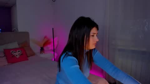 Laura online show from 02.09.25