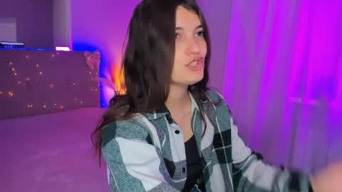 Laura online show from 04.24.26