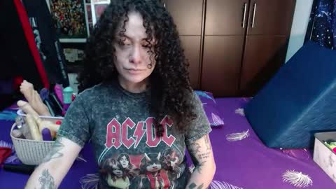  Wen  online show from 10.14.25