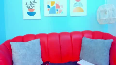 Laura online show from 01.17.25