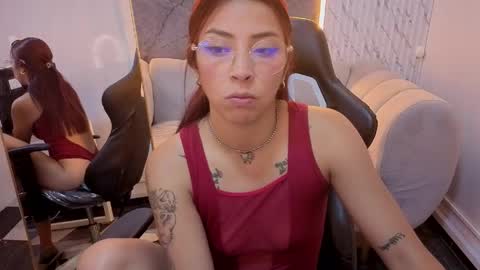 laura_b_ online show from 05.08.26