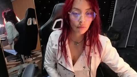 laura_b_ online show from 05.30.26
