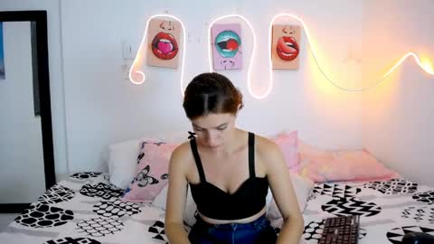 LAURA online show from 04.27.26