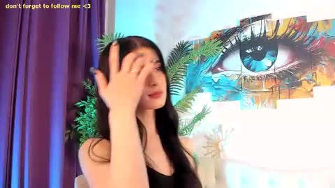 Laura online show from 07.04.26