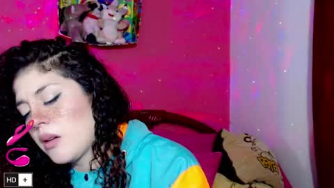 weedcam Curly Laura OF    online show from 04.10.26