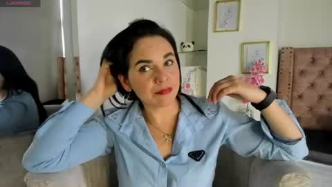 laura hotties online show from 06.17.26