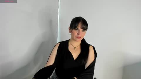 laura hotties online show from 07.01.26