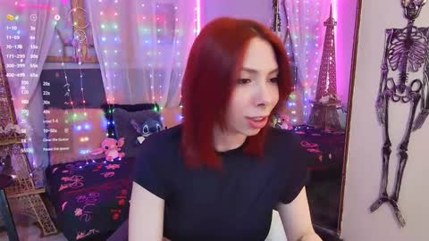 Snapshot of laura_olssen chatting on 03.04.25 Kate online show from 03.04.25