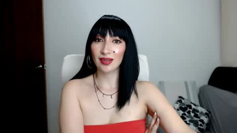 Laura online show from 04.23.26