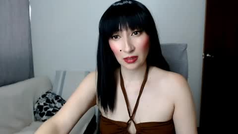 Snapshot of laura_pervert_ chatting on 05.27.26 Laura online show from 05.27.26