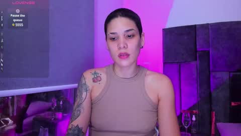 Laura Rose online show from 02.04.25