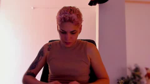 Laura Rose online show from 12.21.25