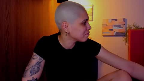 Snapshot of laura_r23 chatting on 03.19.26 Laura Rose online show from 03.19.26