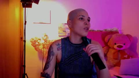 Snapshot of laura_r23 chatting on 03.21.26 Laura Rose online show from 03.21.26