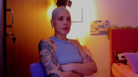 Snapshot of laura_r23 chatting on 03.26.26 Laura Rose online show from 03.26.26