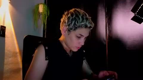 Snapshot of laura_r23 chatting on 07.31.26 Laura Rose online show from 07.31.26