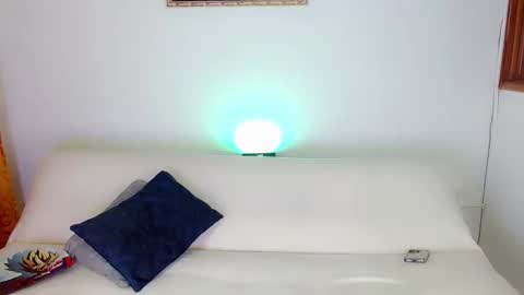 Laura online show from 03.09.25