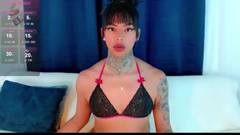 Laura online show from 09.14.25