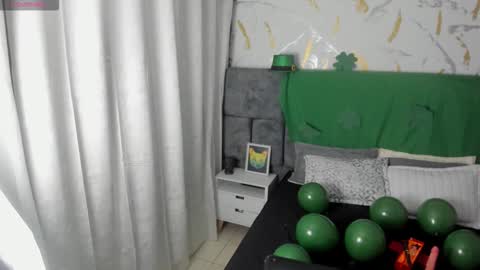 laura_velle online show from 03.18.26