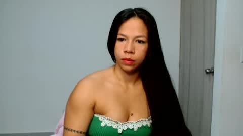 Snapshot of lauracb_ chatting on 08.06.26 lauracb online show from 08.06.26
