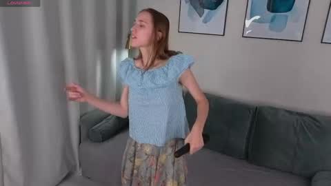 Snapshot of lauracollins__ chatting on 05.27.26 May online show from 05.27.26