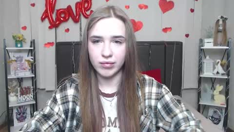 LauraHlot online show from 03.20.26